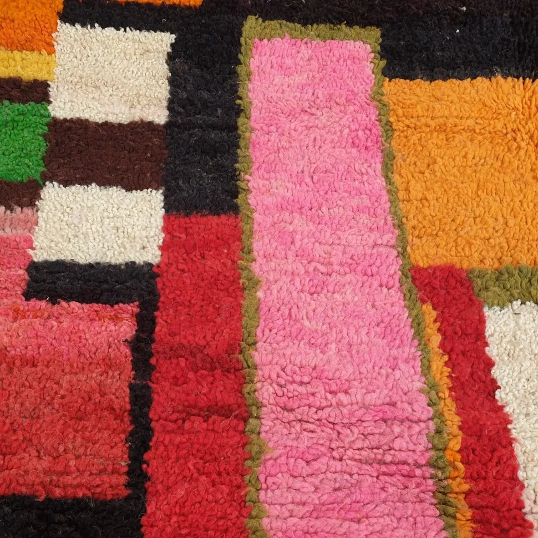 Arama - Red Moroccan Rug Boujad 6x9 | Berber Handmade Authentic Rug | 9'9x6'3 Ft | 303x193 cm