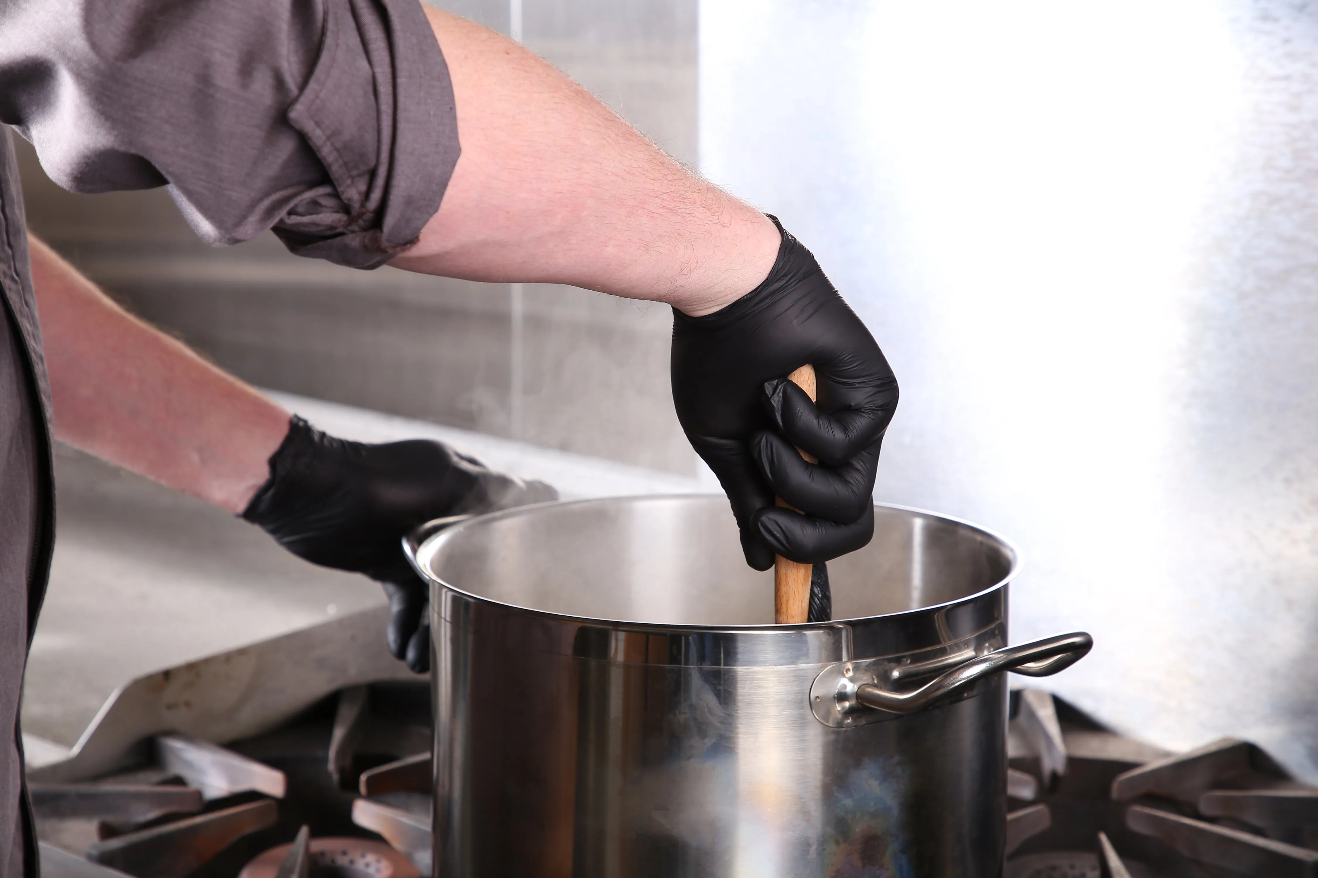 Powder-Free Black Nitrile Verge Gloves (S-XL), Case of 1,000