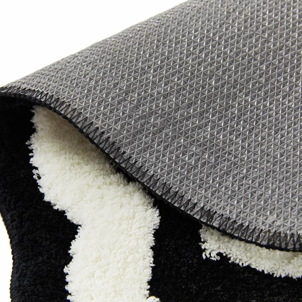 TAKA Original Lily bear smiley day rugs